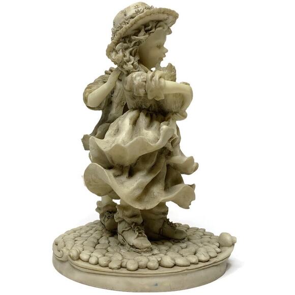 Regency Fine Arts Figurine Boy and Girl With Puppy on Gray Cobbled Base 6.25" - Picture 6 of 8